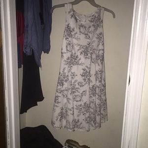 Blk/white floral print dress